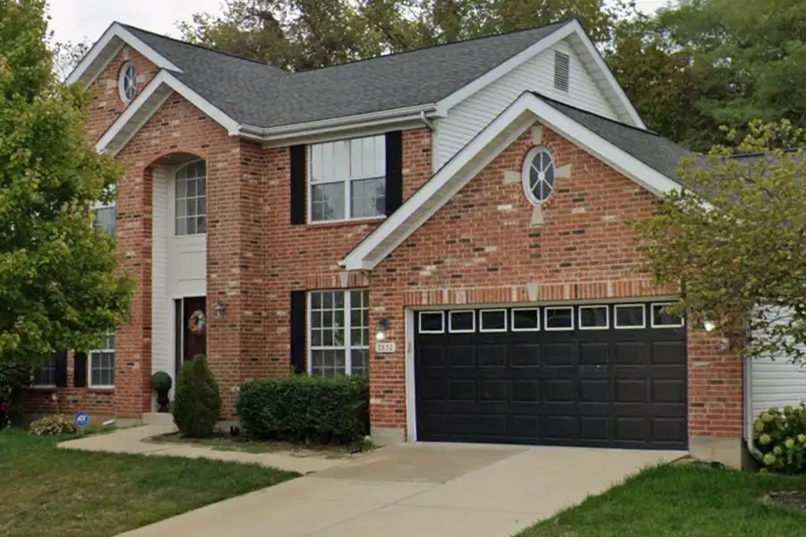 2852 Fairway Dr. Belleville, IL 62220